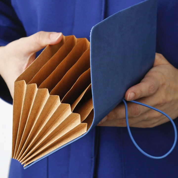 Hightide Receipt Holder, Detail
