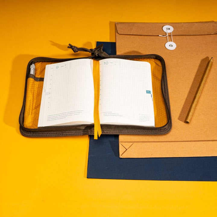 A6 Field Folio