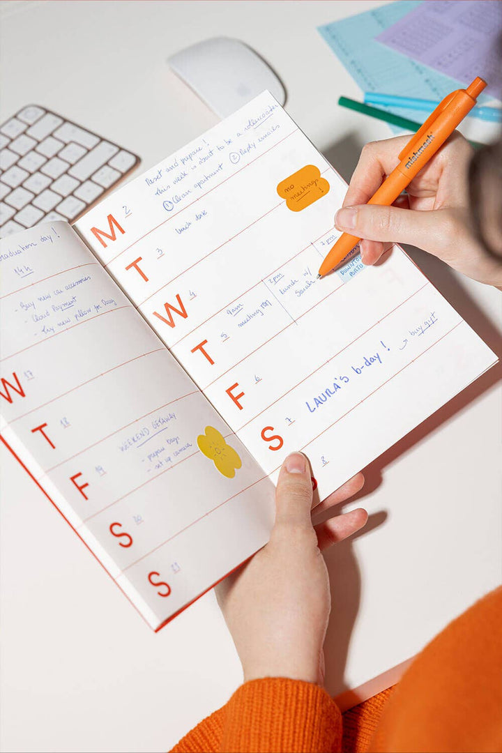Undated Weekly/Monthly Planner